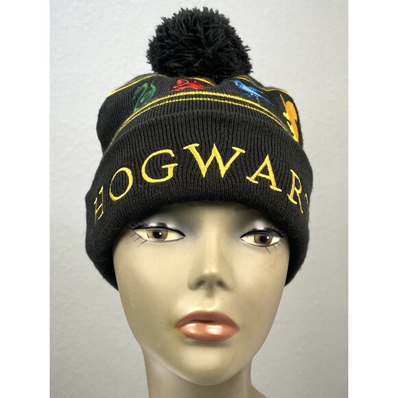 Adult ONE SIZE Black Embroidered HARRY POTTER Hogwarts Pom Pom WINTER CAP Beanie - Picture 1 of 8